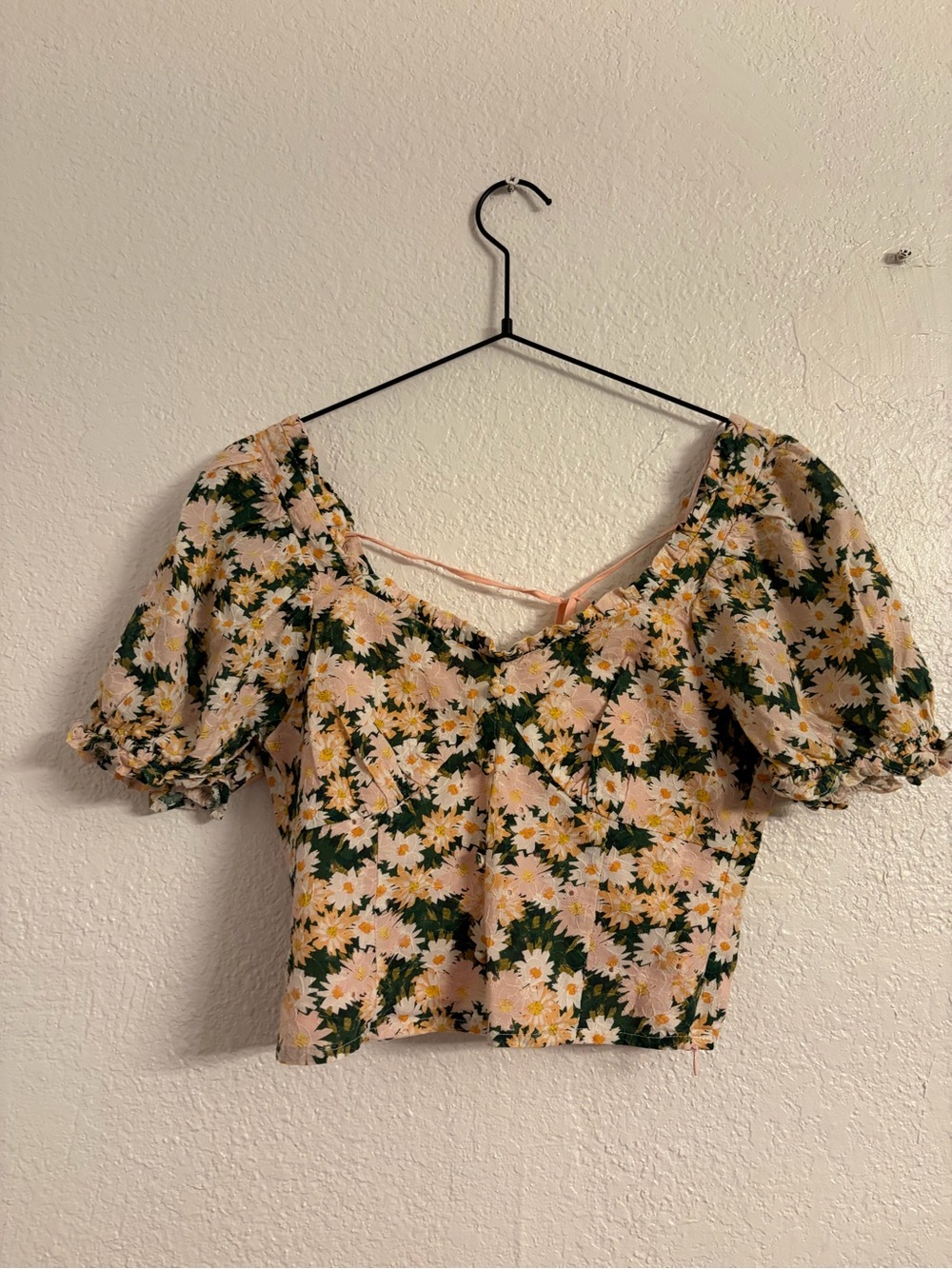 URBAN REVIVO Floral Puff Sleeve Crop Top